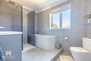 Bathroom - click for photo gallery